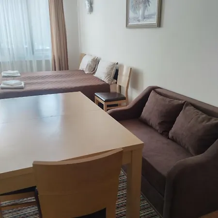 Appartement In Gardens C17 *